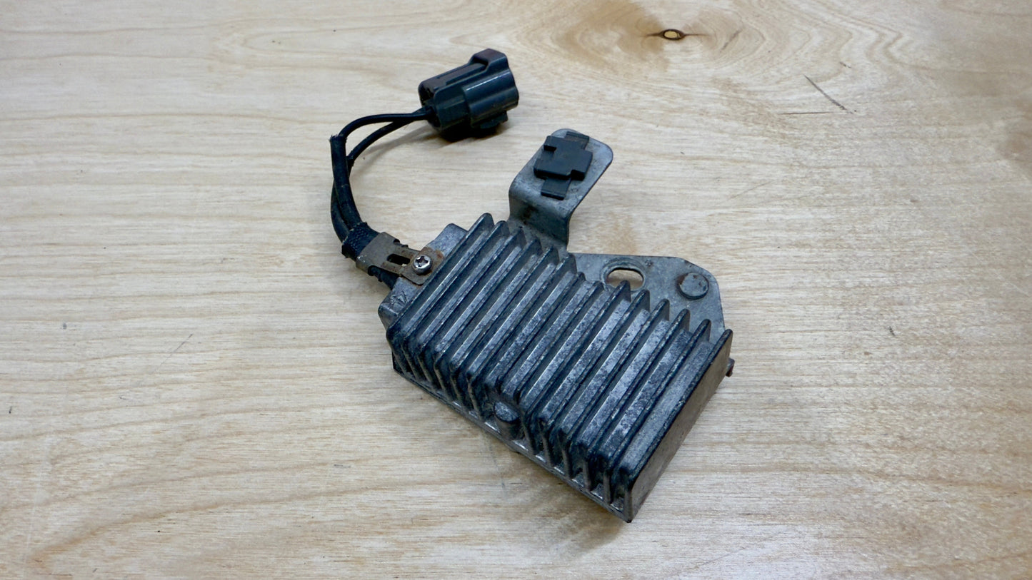 Mazda FD RX-7 Fuel Pump Resistor (Used)