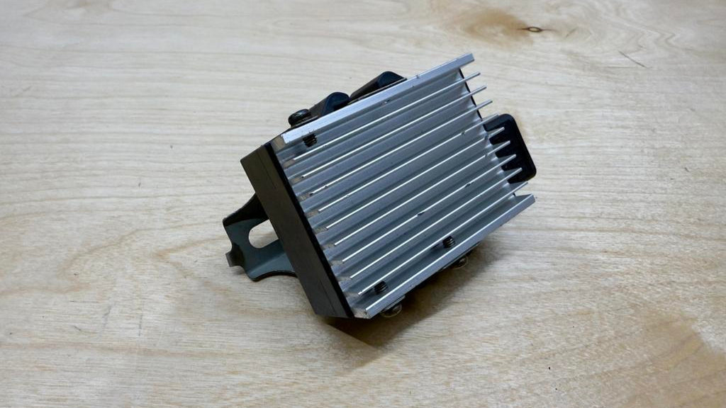 Toyota Supra (JZA80) Fuel Pump Control Unit (Used)