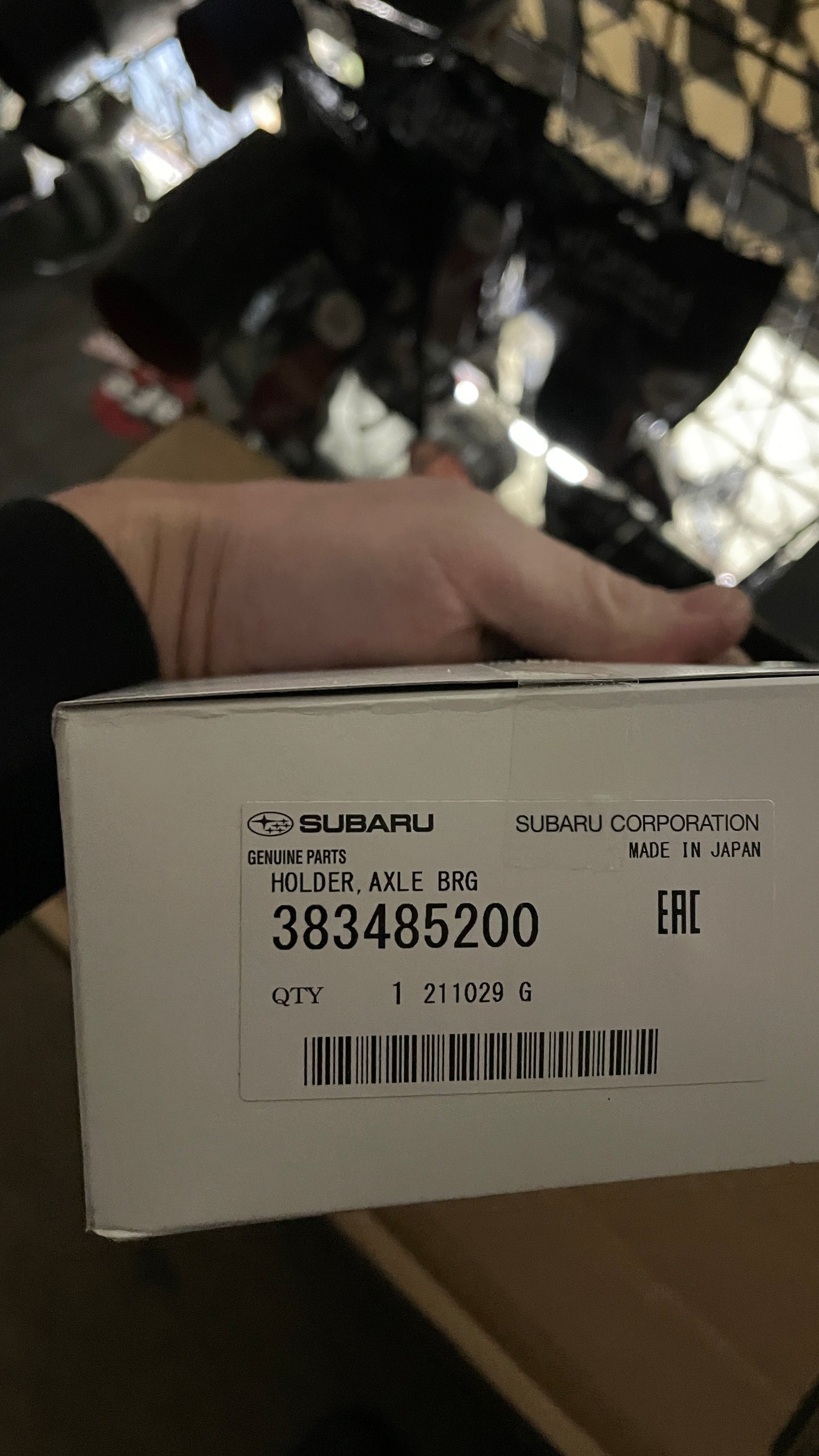Subaru OEM R180 Rear Differential Bearing Retainer With Axle Seal
