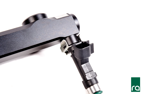 Radium Fuel Rail Mitsubishi Evo X
