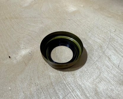 Daihatsu Hijet (Front Inner Wheel Seal Musashi Band)