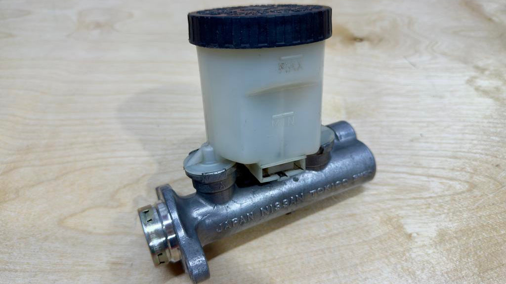 Nissan R32 GTR Brake Master Cylinder (Used)